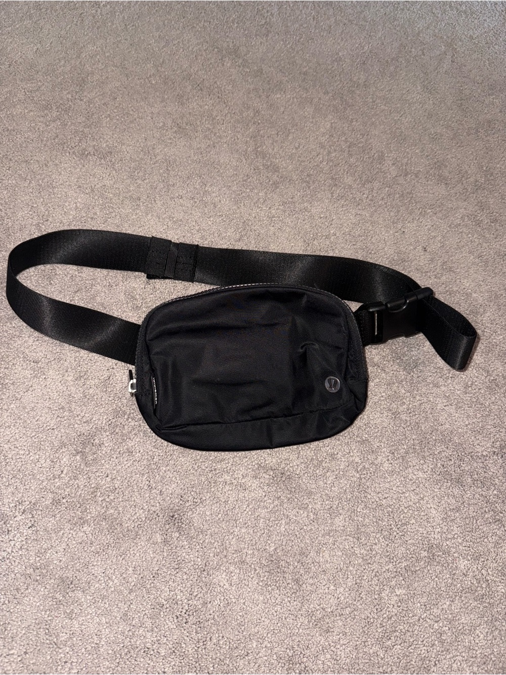 NWOT Lululemon black everywhere belt bag Fanny pack